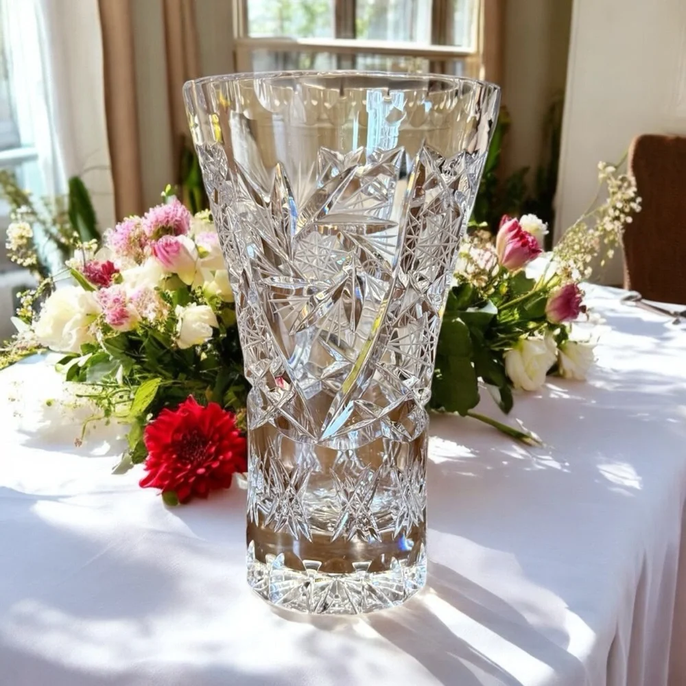 Elegant Bohemian Cut Crystal Vase